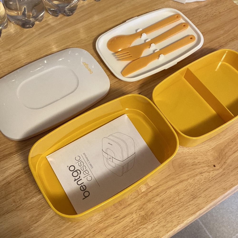 Bentgo classic lunchbox, NWT